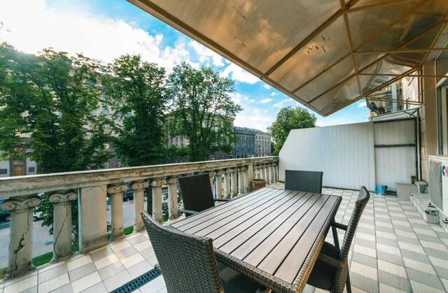 Апартаменты VIP apartment on Kreschatik. with terrace Киев-33